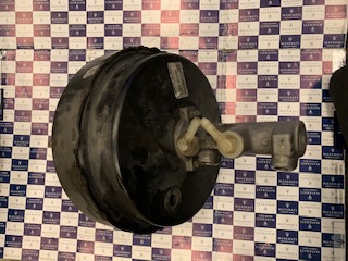 250082 Brake booster & master cylinder