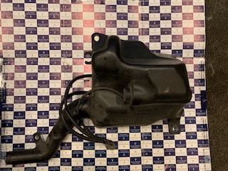 980139432 Washer reservoir